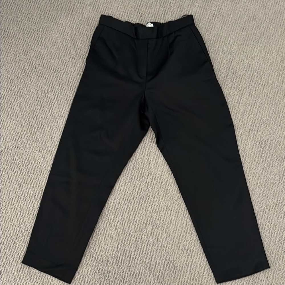 Babaton Black Ankle Cropped Pants Sleek Design